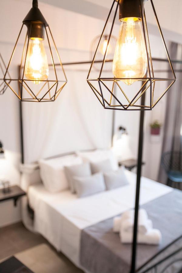 Luxury One Bedroom Aristophanes Apartment Atena Exterior foto